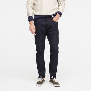 Wallace & Barnes Slim-Fit Jean